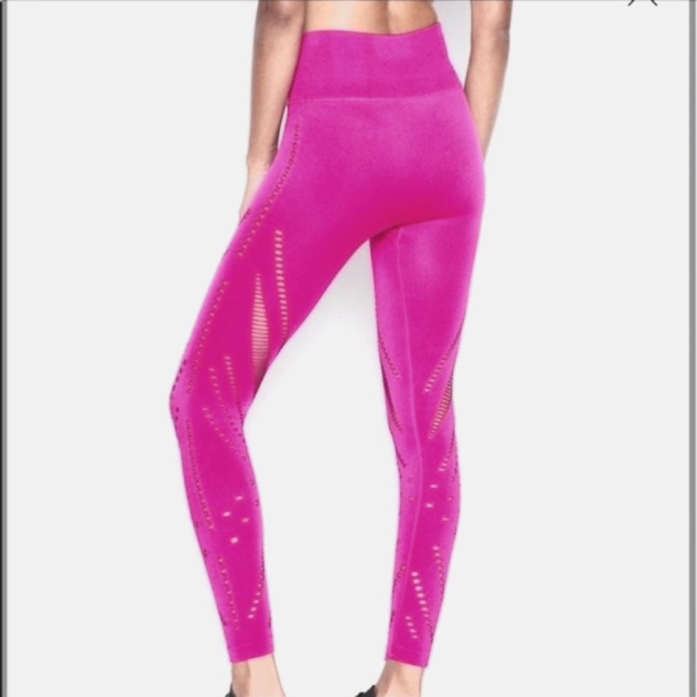 Victoria's Secret 🆕 Seamless Tight Leggings M